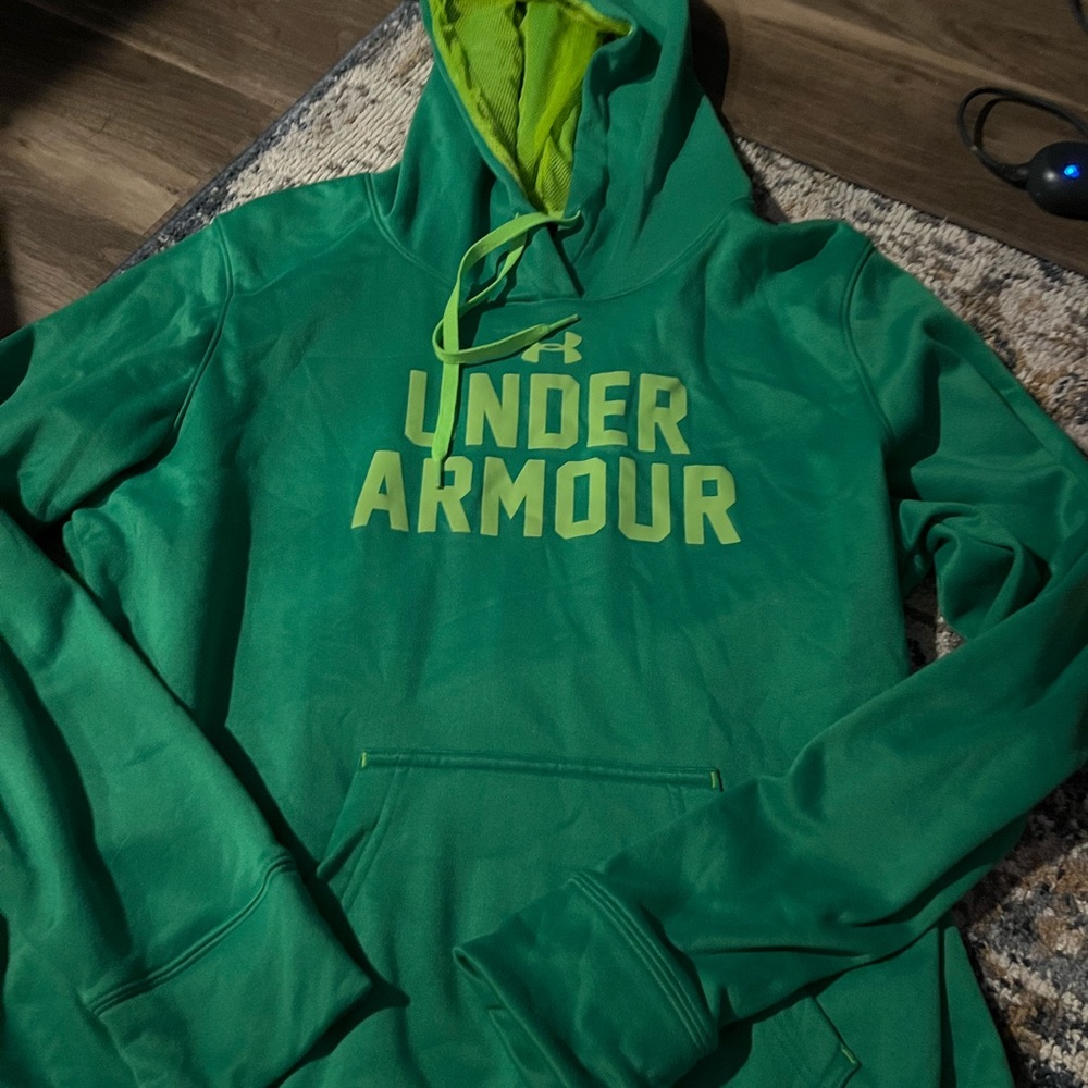 Green Under Armour sweatshirt XL